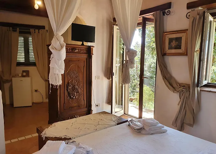 Tenuta Palmieri Only Adult Bed & Breakfast 4*