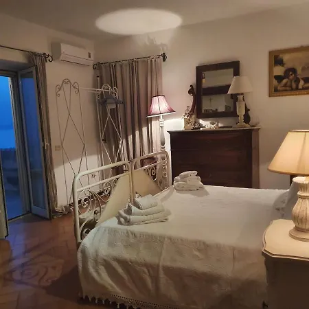 Bed & Breakfast Tenuta Palmieri Only Adult 4*