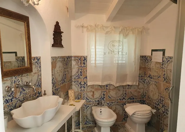 Tenuta Palmieri Only Adult Bed and Breakfast 3*